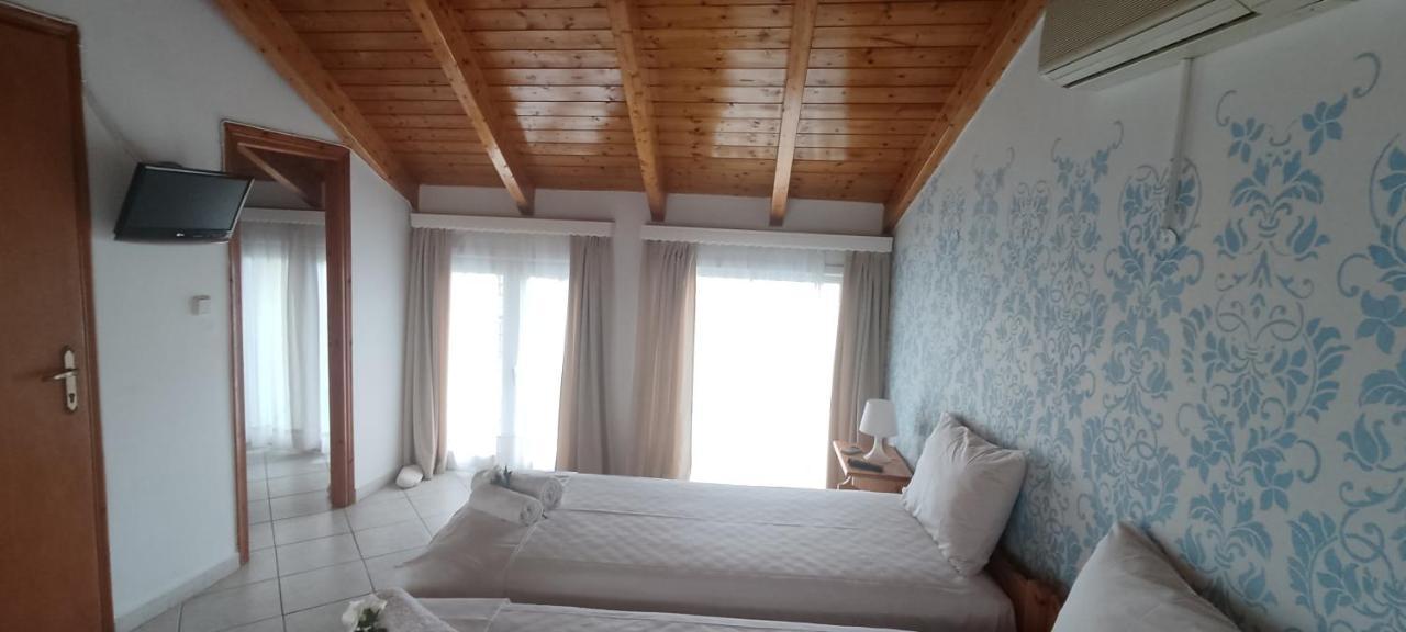 Chloe Attic Villa Agia Efimia Exterior photo